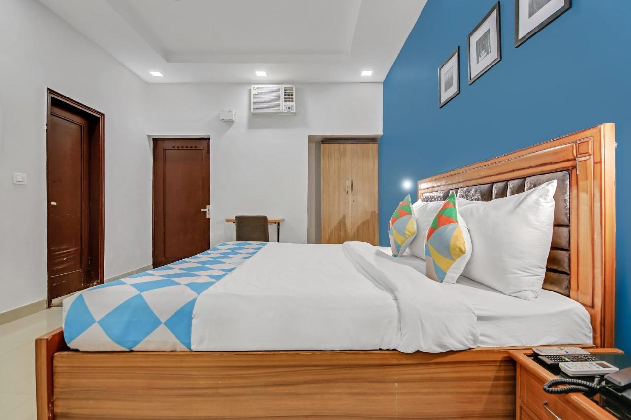 Oyo Home 64106 Comfortable Stay Нью-Делі Екстер'єр фото