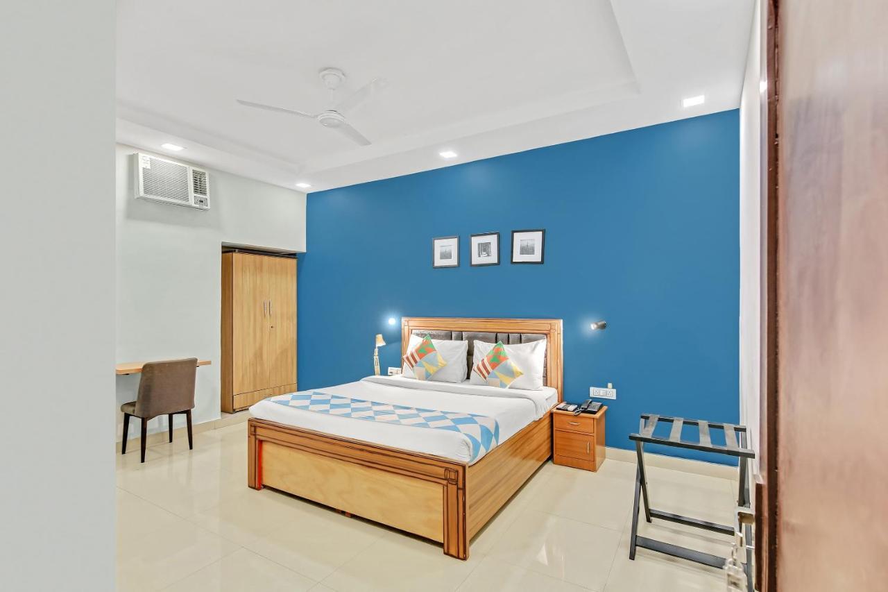 Oyo Home 64106 Comfortable Stay Нью-Делі Екстер'єр фото