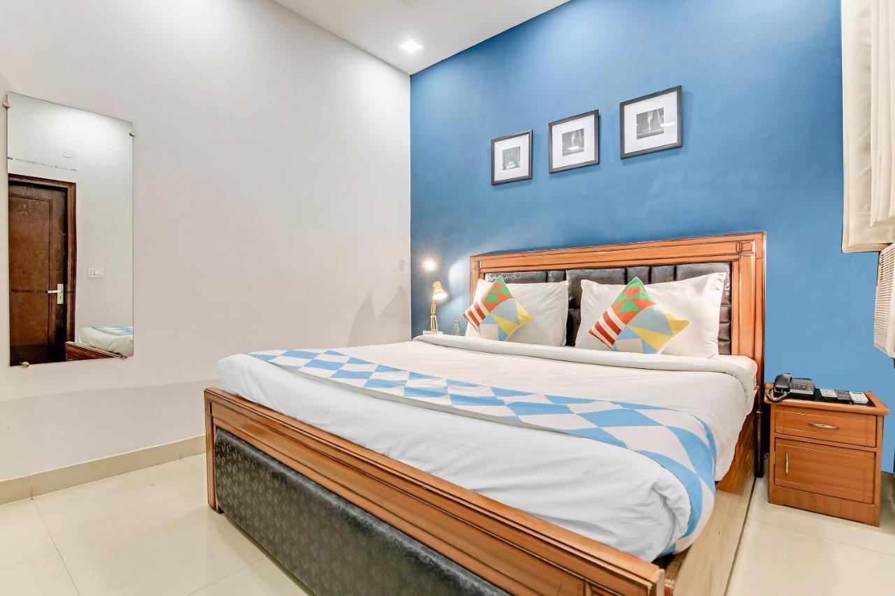 Oyo Home 64106 Comfortable Stay Нью-Делі Екстер'єр фото