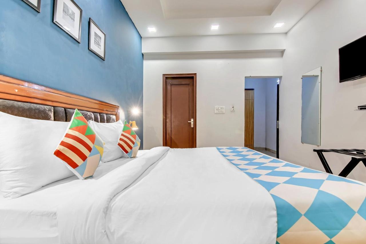 Oyo Home 64106 Comfortable Stay Нью-Делі Екстер'єр фото